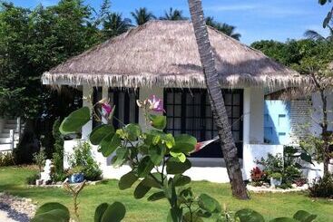 هتل Laemsing Whitehouse Resort