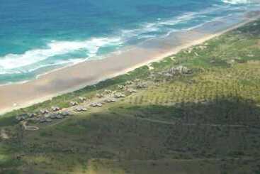 هتل Massinga Beach Lodge