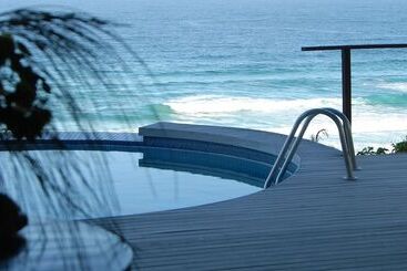 هتل Massinga Beach Lodge