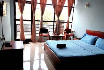 酒店 Vedanta Wake Up   Coorg, Madikeri Town Center