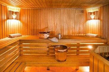 استراحتگاه Country Club White Horse