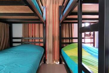 Nice Nap Hostel