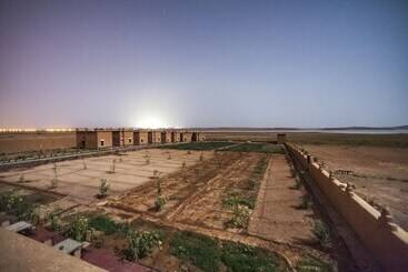 تختخواب و صبحانه Ecolodge L Ile De Ouarzazate