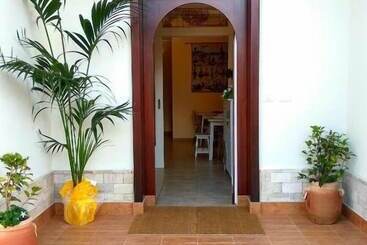 تختخواب و صبحانه Le Camelie