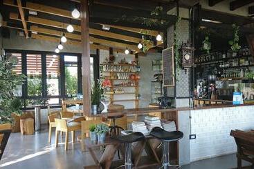 호텔 Casa & Cafe De Nadi