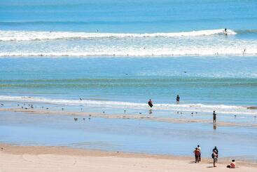 فندق Delfines De Chicama