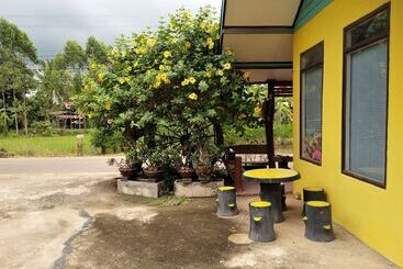 هتل Douangjinda Resort