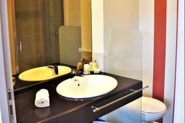 هتل Hôtel Corrieu