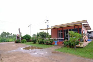 هتل Koko Resort Sakon Nkhon