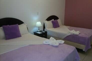 فندق Paradise Resort