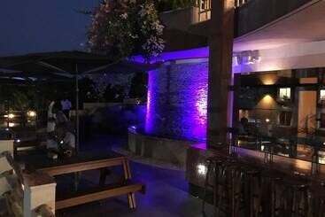 هتل Peduase Valley Resort