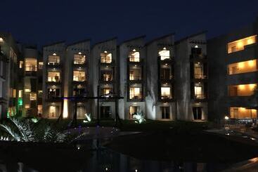 هتل Peduase Valley Resort
