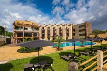 هتل Peduase Valley Resort