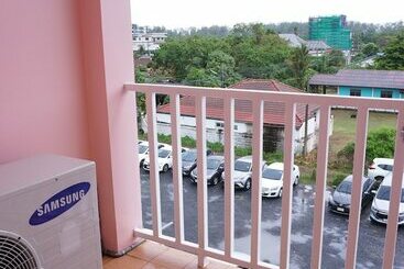هتل Pranee Mansion Airport