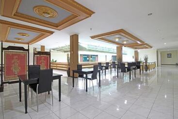 酒店 Urban Malioboro Km 0