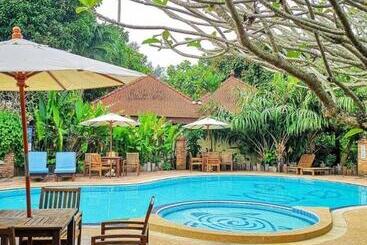 هتل Villa Bali Eco Resort, Rayong