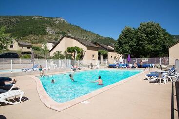 Курорт Village Vacances De Blajoux Quézac