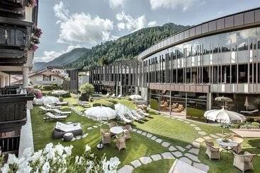Gardena Grödnerhof   Hotel & Spa
