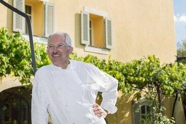 هتل Bastide Saint Antoine Relais & Chateaux