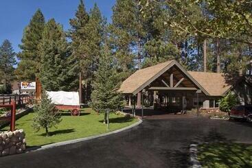 هتل Big Bear Frontier