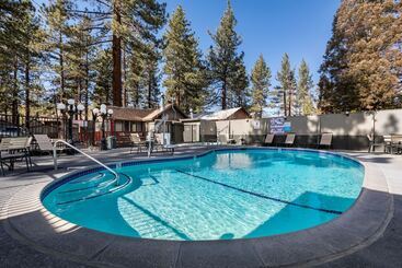 هتل Big Bear Frontier