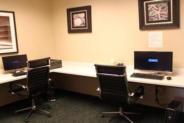 هتل Affordable Suites Of America Tulsa