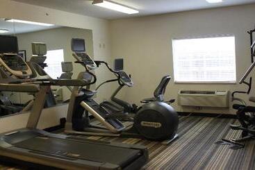 هتل Affordable Suites Of America Tulsa