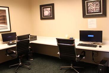 هتل Affordable Suites Of America Tulsa