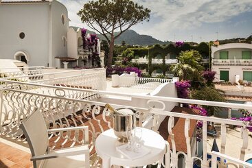هتل Continental Ischia