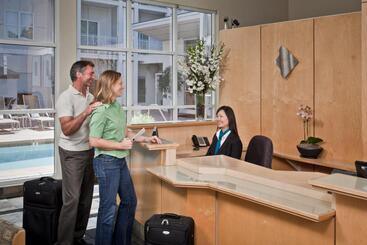 هتل Corporate Inn Sunnyvale   All Suite
