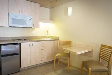 هتل Corporate Inn Sunnyvale   All Suite