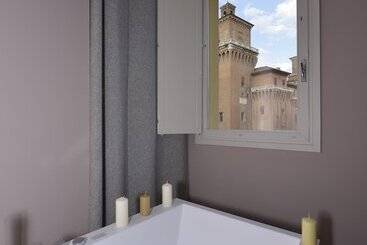 هتل Ferrara