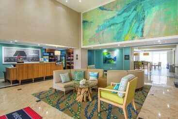 هتل Hampton Inn Jacksonville South/i 95 At Jtb