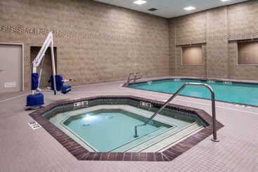 هتل Hilton Garden Inn Bend