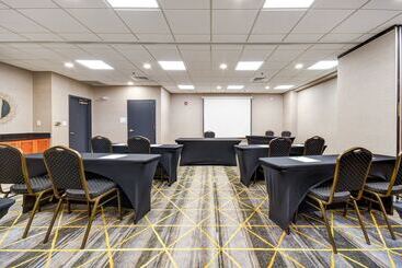 هتل Holiday Inn Allentown Bethlehem, An Ihg