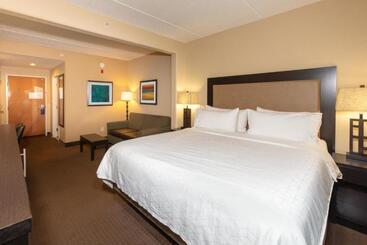 Holiday Inn Express Hotel & Suites Jacksonville Airport, An Ihg