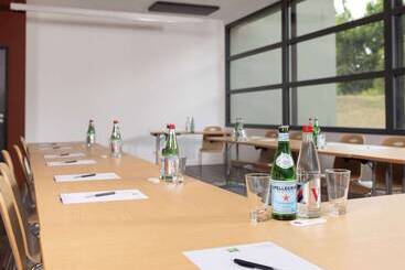 هتل Ibis Styles Lille Aeroport