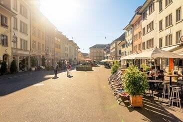 酒店 Ibis Winterthur City