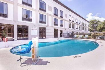 هتل La Quinta Inn & Suites By Wyndham Albany Ga