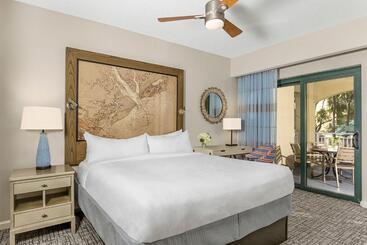 هتل Marriott's Barony Beach Club