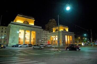 هتل Mercure Milano Centro