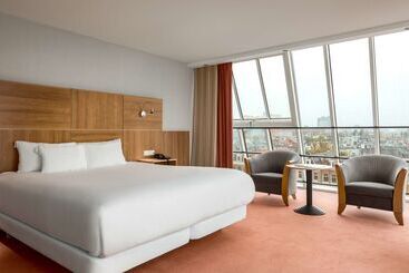 Avani Museum Quarter Amsterdam Hotel   Previously NH Amsterdam Museum Quarter
