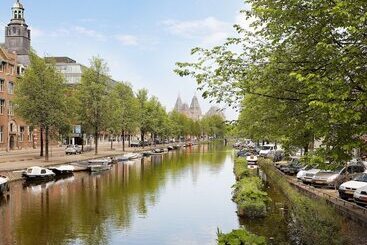 Avani Museum Quarter Amsterdam Hotel   Previously NH Amsterdam Museum Quarter