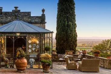 هتل Il Falconiere Relais & Spa