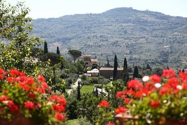 هتل Il Falconiere Relais & Spa