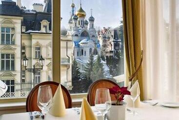 Отель Savoy Westend