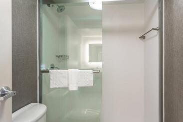 בית מלון כפרי Springhill Suites By Marriott Austin The Domain Area