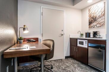 בית מלון כפרי Springhill Suites By Marriott Austin The Domain Area