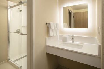 هتل Springhill Suites Fort Worth University