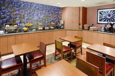 هتل Springhill Suites Fort Worth University